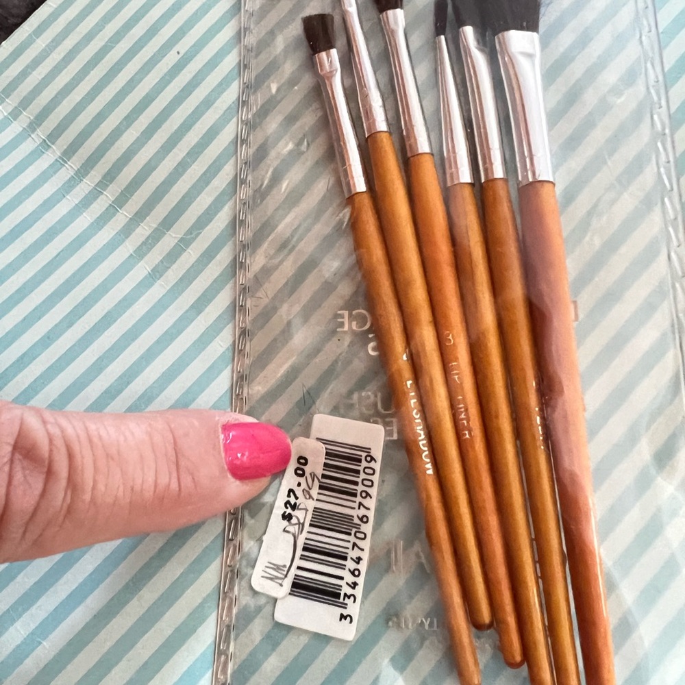Neiman Marcus make up brushes